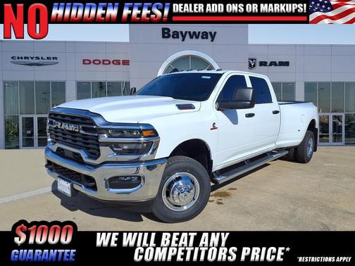 2026 RAM 3500 Tradesman Crew Cab 4x4 8' Box