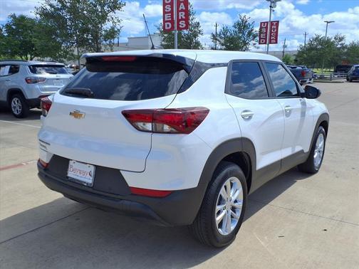 Summit White 2025 Chevrolet Trailblazer LS