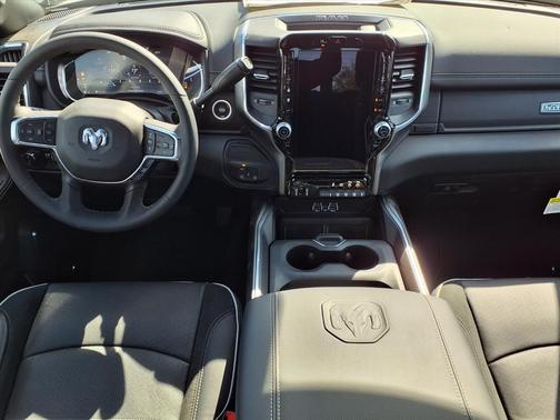 2026 RAM 2500 Laramie Crew Cab 4x4 6'4' Box