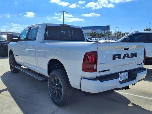2026 RAM 2500 Laramie Crew Cab 4x4 6'4' Box