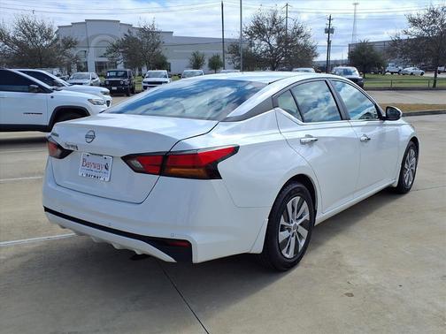 2023 Nissan Altima S FWD