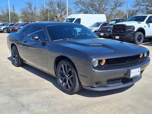 2021 Dodge Challenger SXT