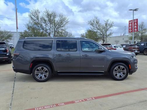 2024 Jeep Wagoneer Series II 4x2