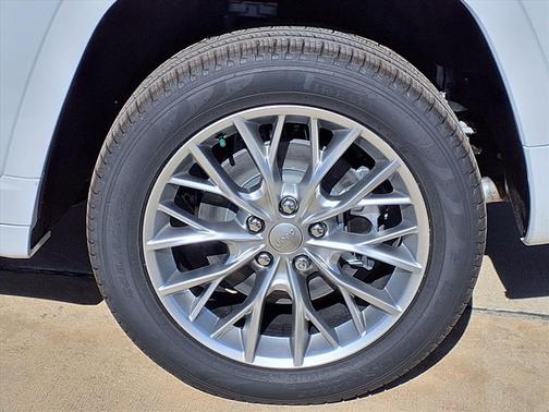 2025 Jeep Grand Cherokee L Summit