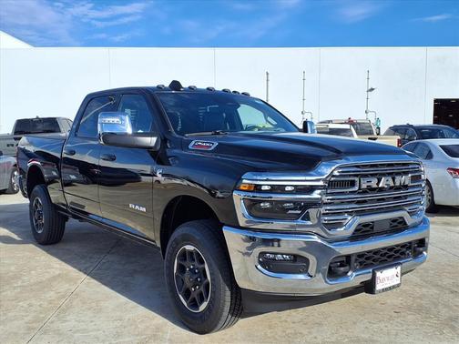 2026 RAM 2500 Laramie Crew Cab 4x4 6'4' Box