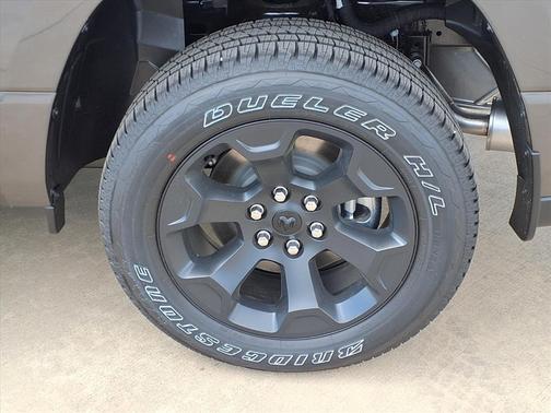 Granite Crystal Metallic Clearcoat 2026 RAM 1500 Express