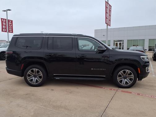 2024 Jeep Wagoneer Series II 4x2