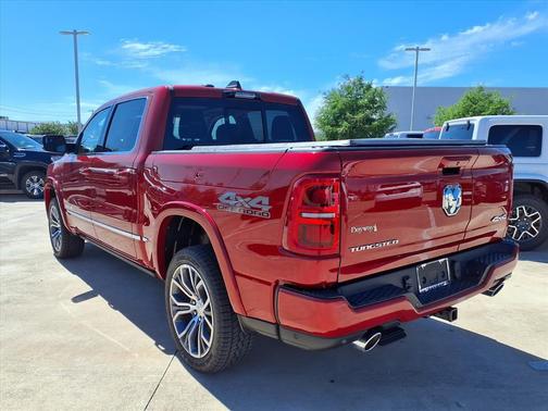 Molten Red Pearlcoat 2026 RAM 1500 ST
