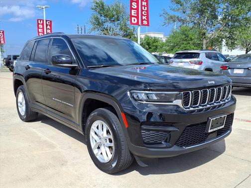 2023 Jeep Grand Cherokee Laredo
