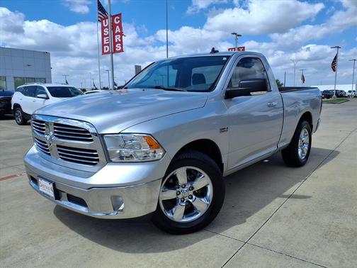 Bright Silver Metallic Clearcoat 2017 RAM 1500 Lone Star