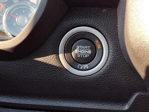 2024 RAM 2500 Tradesman Crew Cab 4x4 6'4' Box