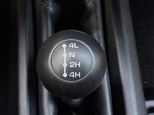 2024 RAM 2500 Tradesman Crew Cab 4x4 6'4' Box