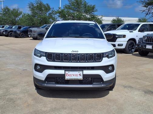 Bright White Clearcoat 2026 Jeep Compass Latitude