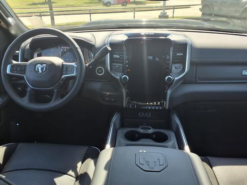 2026 RAM 2500 Laramie Crew Cab 4x4 6'4' Box