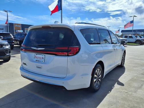 2021 Chrysler Pacifica Touring L