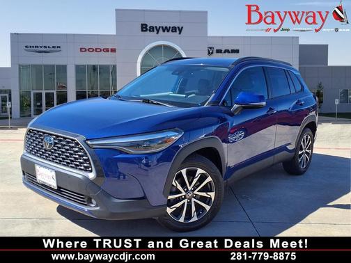 2022 Toyota Corolla Cross XLE