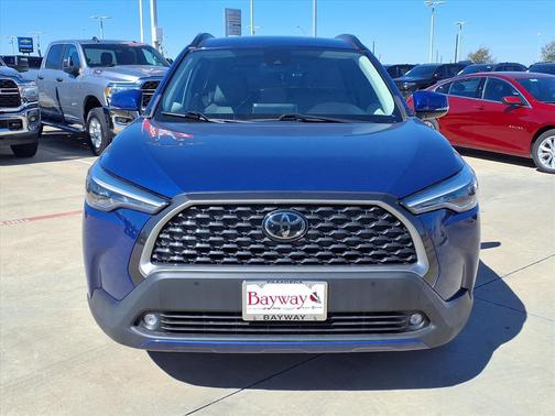 2022 Toyota Corolla Cross XLE