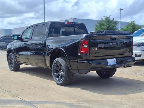 Diamond Black Crystal Pearlcoat 2026 RAM 1500 Big Horn/Lone Star