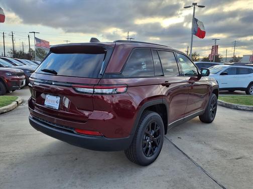 2025 Jeep Grand Cherokee Altitude