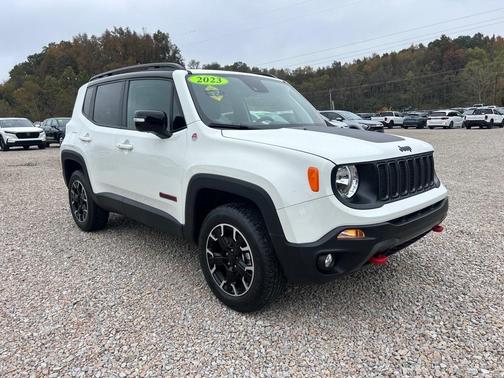 2023 Jeep Renegade Trailhawk