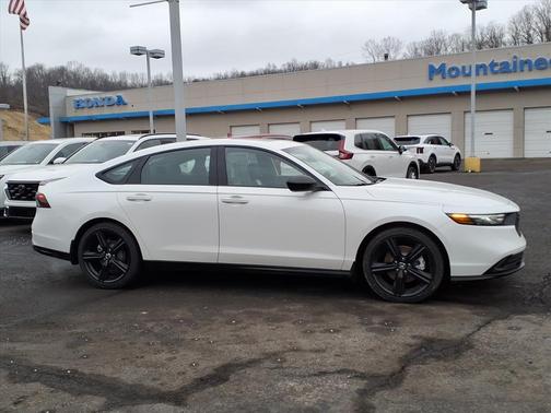 2025 Honda Accord Hybrid Sport-L