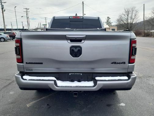 Billet Silver Metallic Clearcoat 2022 RAM 1500 Laramie