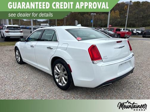 2018 Chrysler 300 Limited