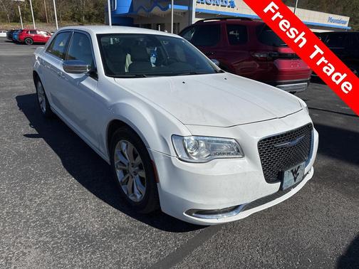 2018 Chrysler 300 Limited