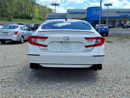 Platinum White Pearl 2022 Honda Accord Sport 1.5T