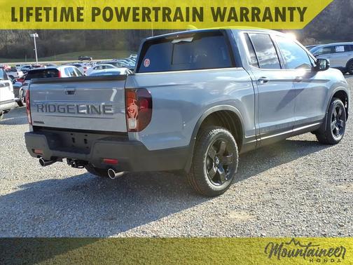 Sonic Gray Pearl 2026 Honda Ridgeline Black