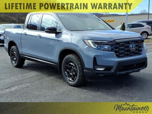 Sonic Gray Pearl 2026 Honda Ridgeline TrailSport+