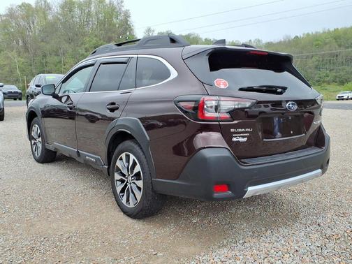 Dark Mahogany Pearl 2023 Subaru Outback Limited