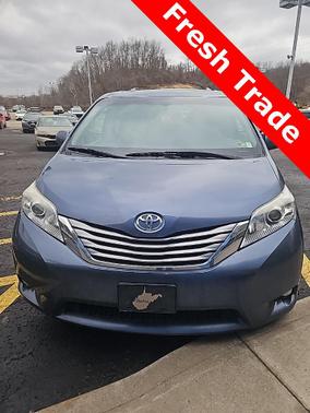 2017 Toyota Sienna XLE Premium