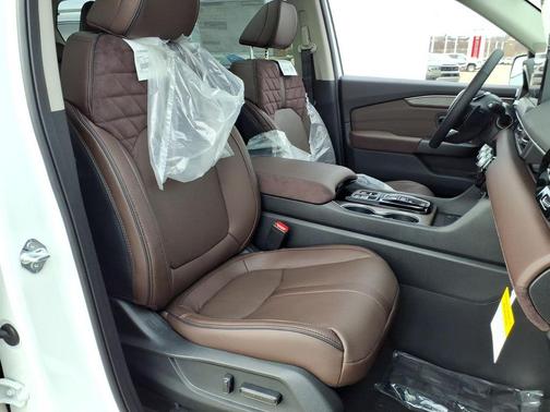Platinum White Pearl 2026 Honda Pilot Elite