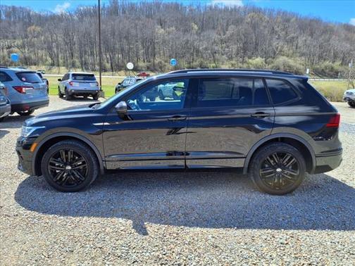 2022 Volkswagen Tiguan 2.0T SE R-Line Black 4MOTION