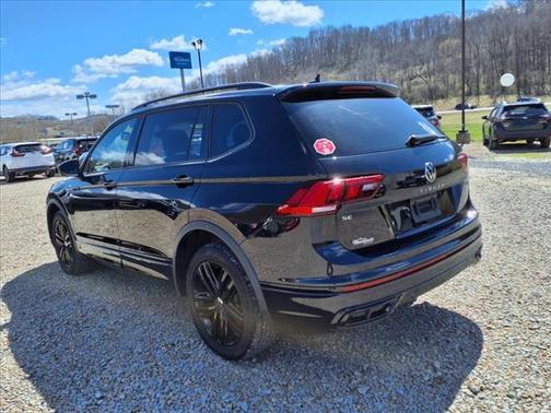 2022 Volkswagen Tiguan 2.0T SE R-Line Black 4MOTION