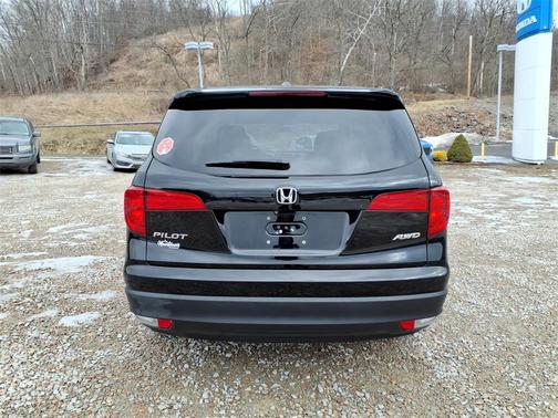 2017 Honda Pilot EX
