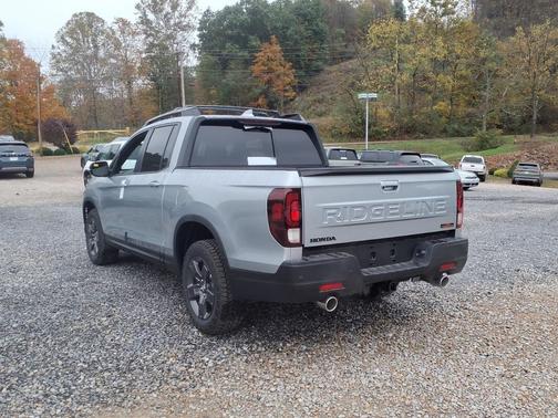 Solar Silver Metallic 2026 Honda Ridgeline TrailSport