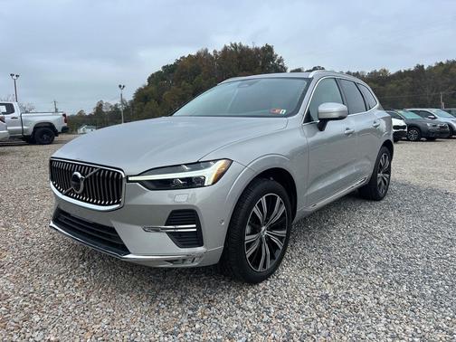 2023 Volvo XC60 B5 Plus Bright Theme