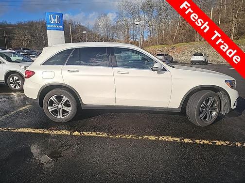 2017 Mercedes-Benz GLC 300 4MATIC