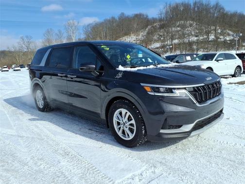 2022 Kia Carnival LXS