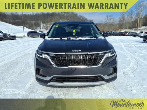 2022 Kia Carnival LXS