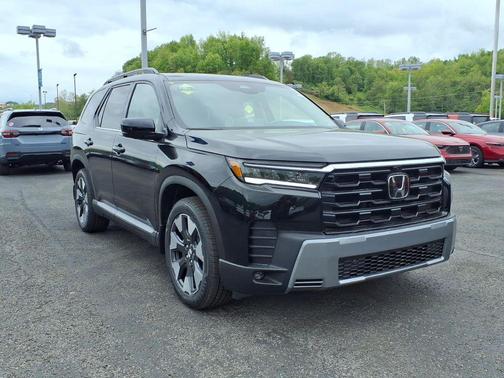Crystal Black Pearl 2026 Honda Pilot Elite