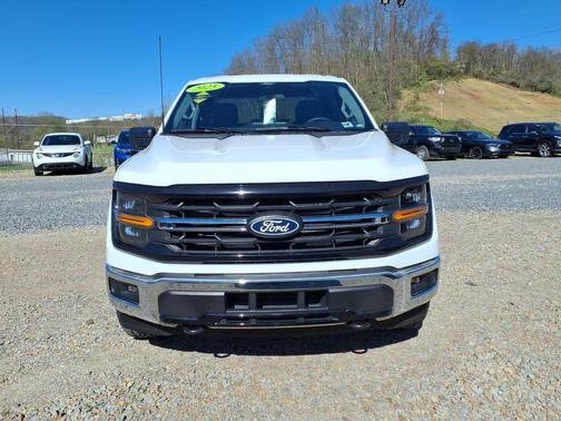 Oxford White 2025 Ford F-150 XLT