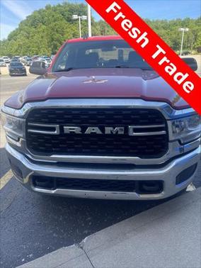 2022 RAM 2500 Big Horn Crew Cab 4x4 8' Box