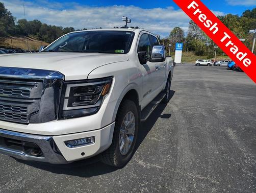2020 Nissan Titan SL