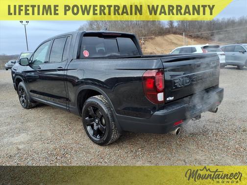 2024 Honda Ridgeline Black