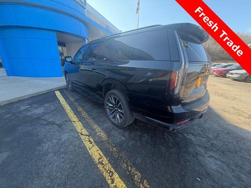 2024 Cadillac Escalade ESV Sport