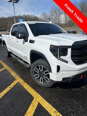 2022 GMC Sierra 1500 AT4