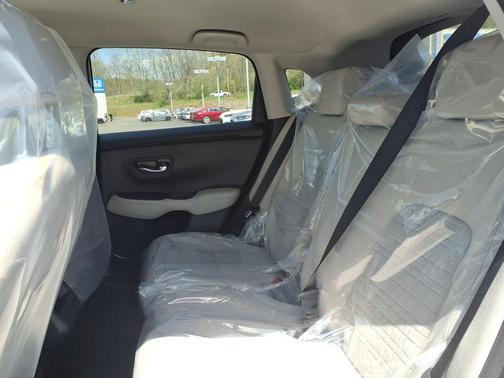 Solar Silver Metallic 2026 Honda HR-V LX